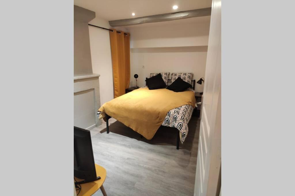 Appartement En Plein Centre Ville D'Argentan Kültér fotó